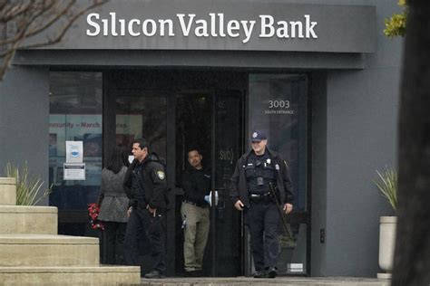 Silicon Valley Bank seized as depositors pull cash